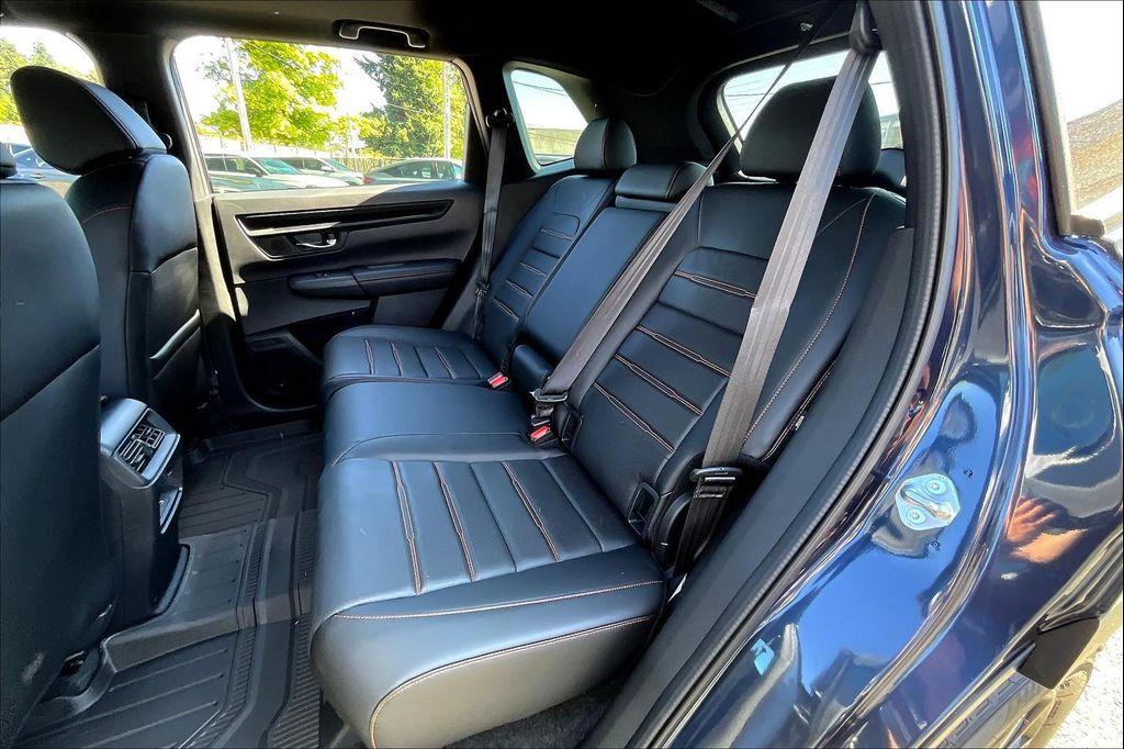 new 2026 Honda CR-V Hybrid car, priced at $41,620