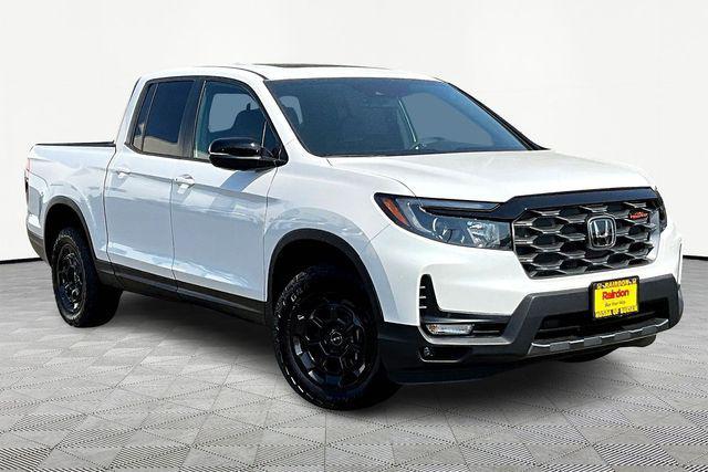 new 2025 Honda Ridgeline car, priced at $47,685