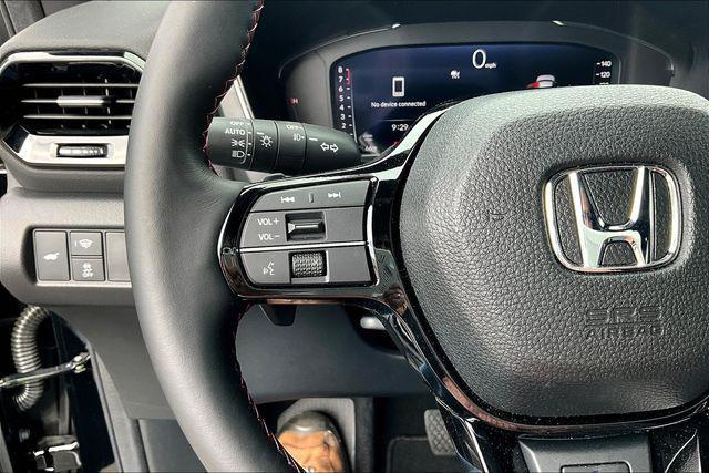 new 2025 Honda Pilot car, priced at $54,575