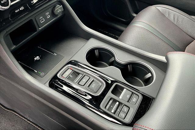 new 2025 Honda Pilot car, priced at $54,575