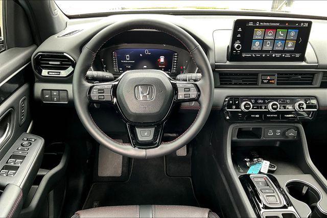 new 2025 Honda Pilot car, priced at $54,575
