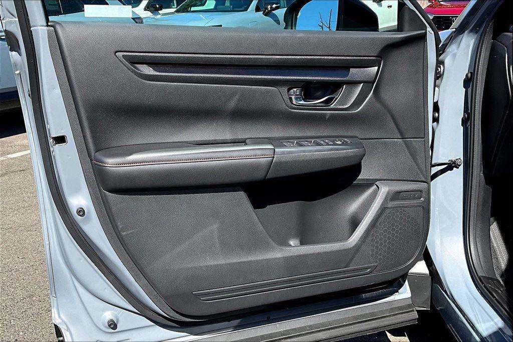 new 2026 Honda CR-V Hybrid car, priced at $40,650