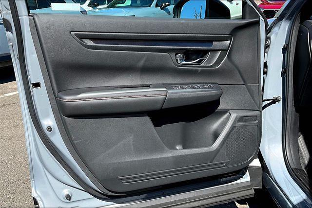 new 2026 Honda CR-V Hybrid car, priced at $40,650