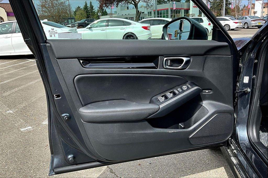 new 2025 Honda Civic Hybrid car, priced at $33,100