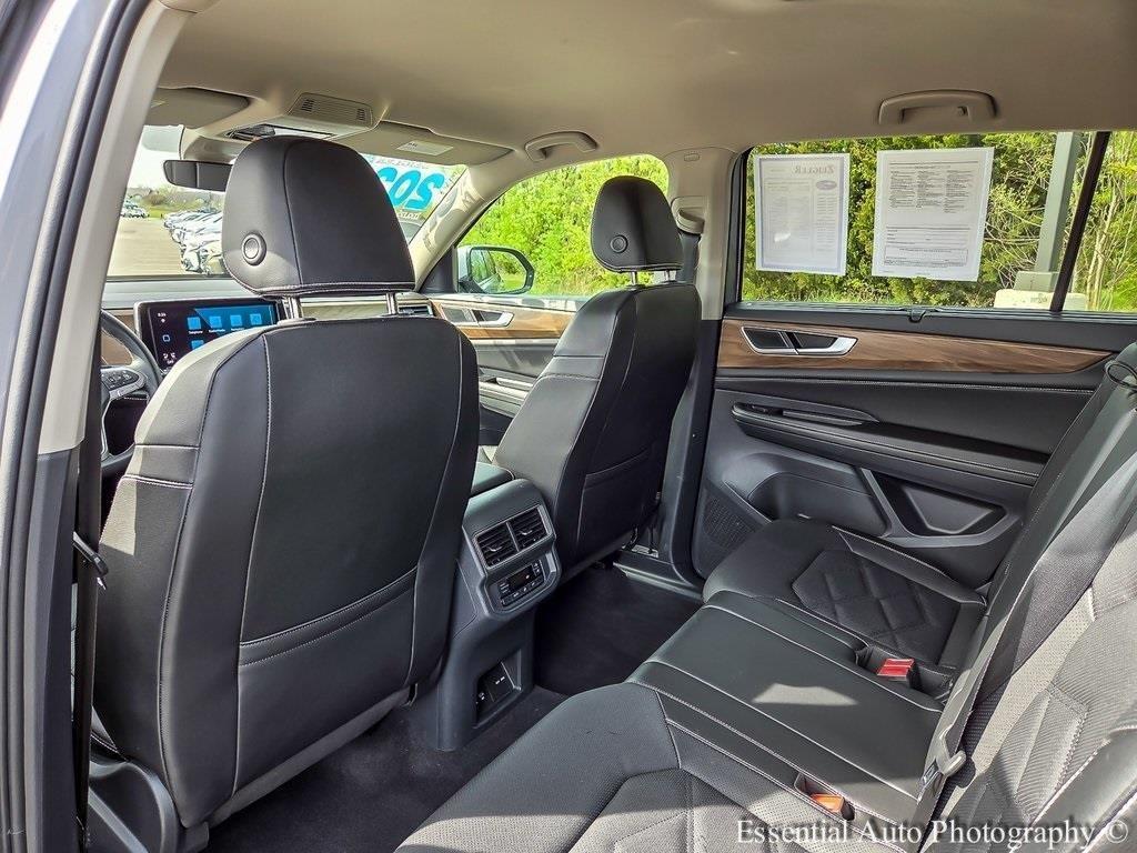 used 2024 Volkswagen Atlas car, priced at $32,995