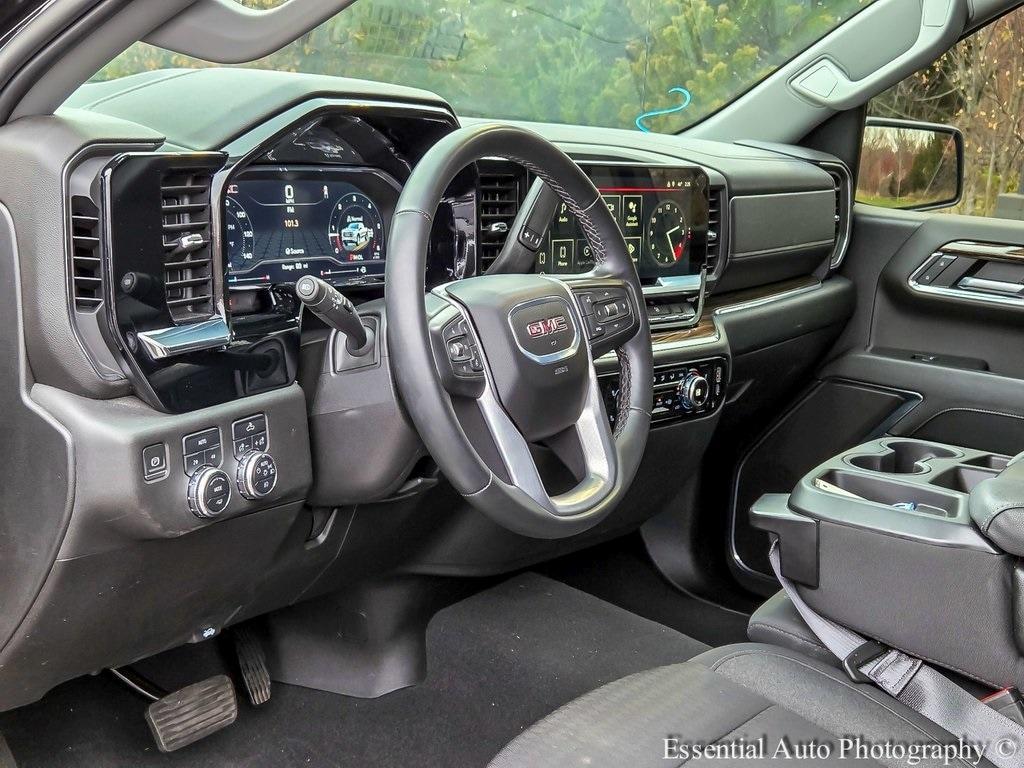 used 2024 GMC Sierra 1500 car, priced at $41,000