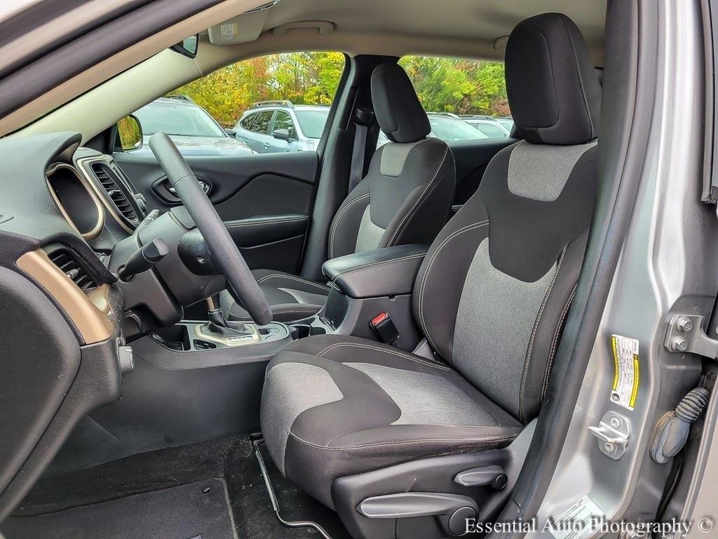 used 2016 Jeep Cherokee car, priced at $14,200