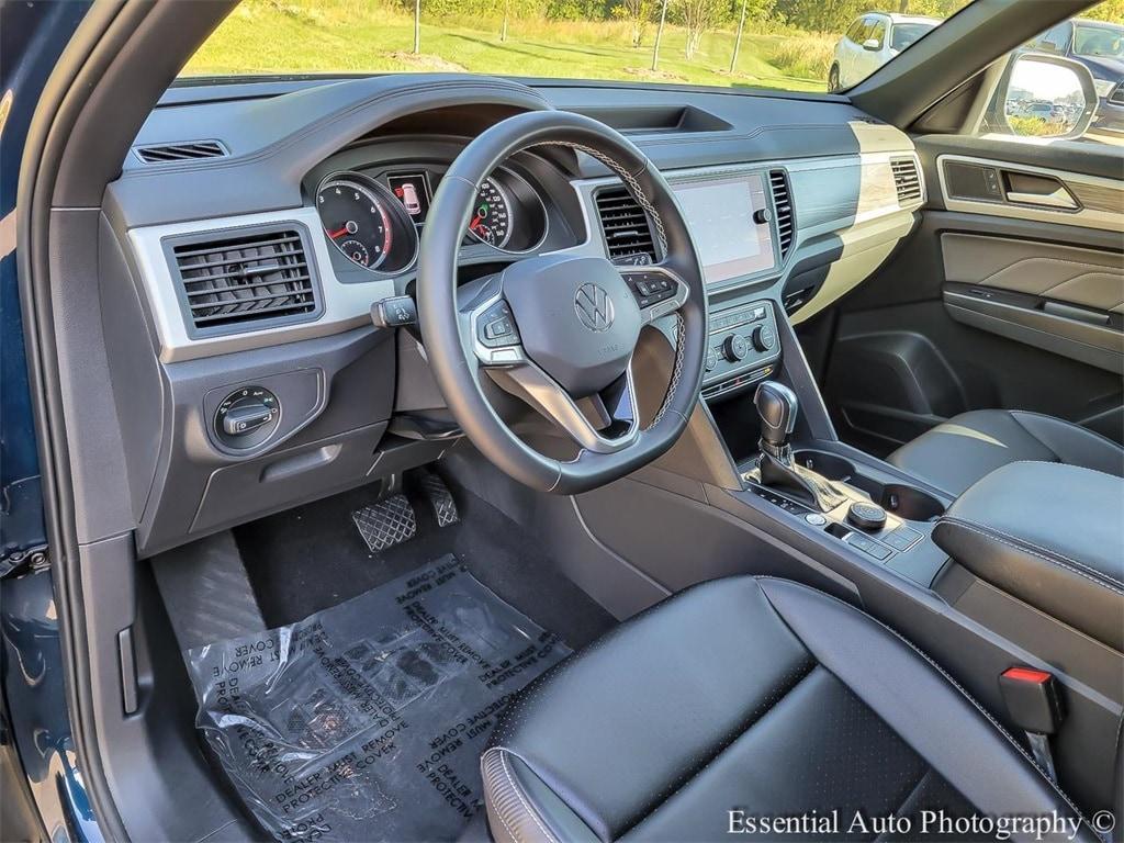 used 2021 Volkswagen Atlas Cross Sport car, priced at $21,800