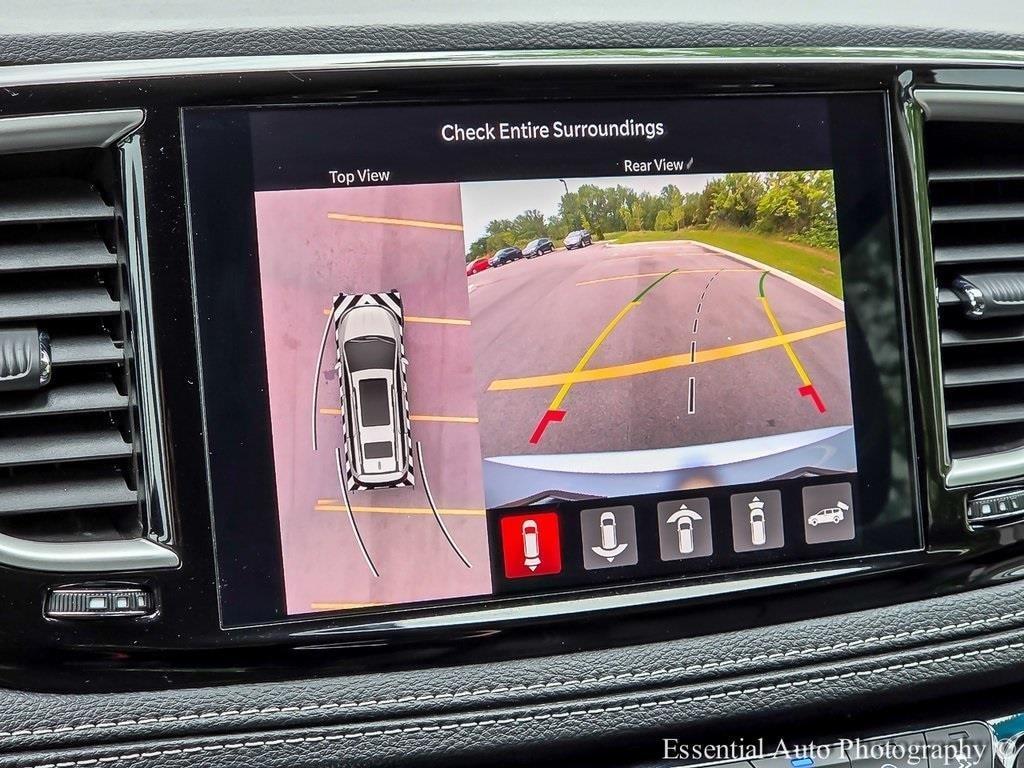 used 2024 Chrysler Pacifica car, priced at $36,195