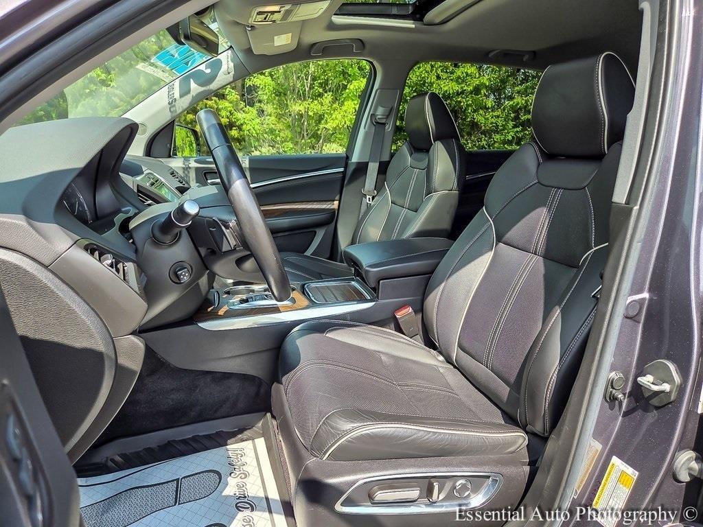 used 2020 Acura MDX car, priced at $30,300