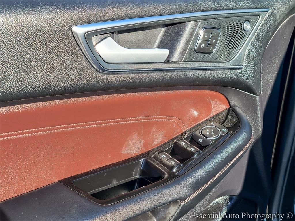 used 2020 Ford Edge car, priced at $17,500