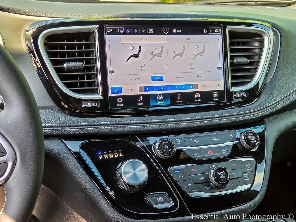 used 2025 Chrysler Pacifica car, priced at $38,995