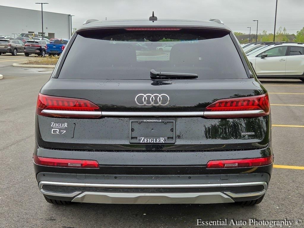 used 2024 Audi Q7 car, priced at $44,995