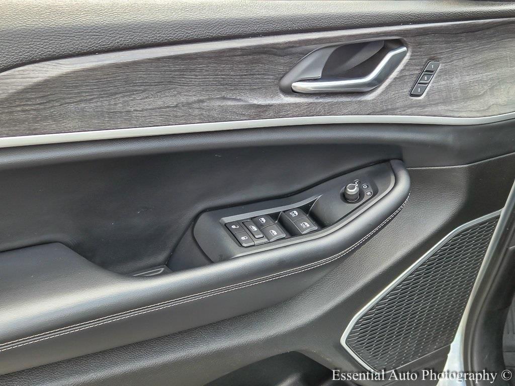 used 2022 Jeep Grand Cherokee L car, priced at $29,600