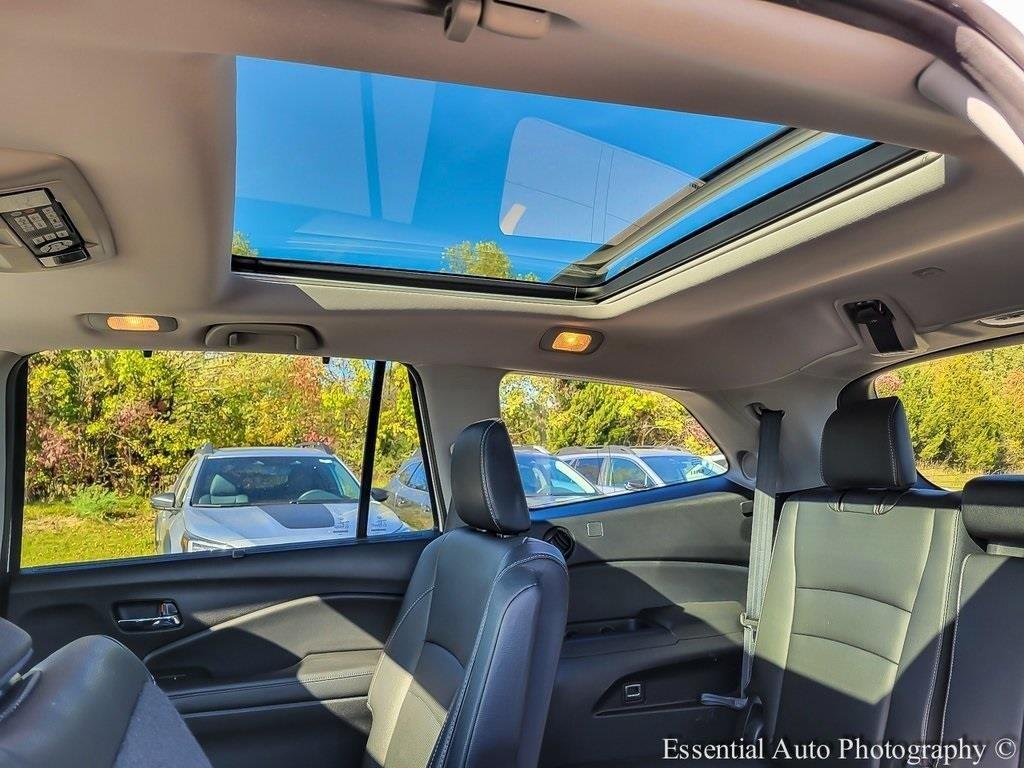 used 2018 Honda Pilot car, priced at $25,100