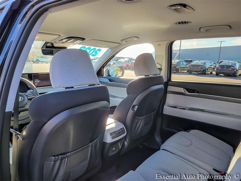 used 2023 Hyundai Palisade car, priced at $32,000