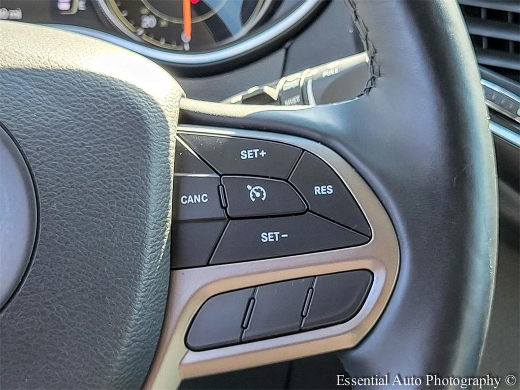 used 2019 Jeep Cherokee car, priced at $15,800