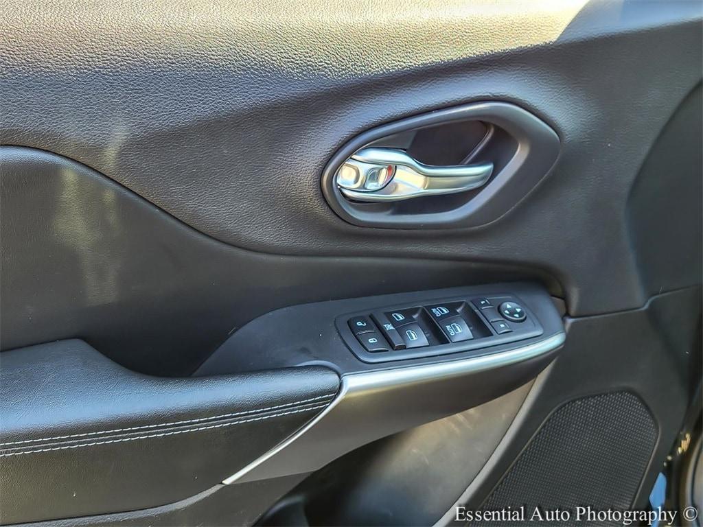 used 2019 Jeep Cherokee car, priced at $15,800