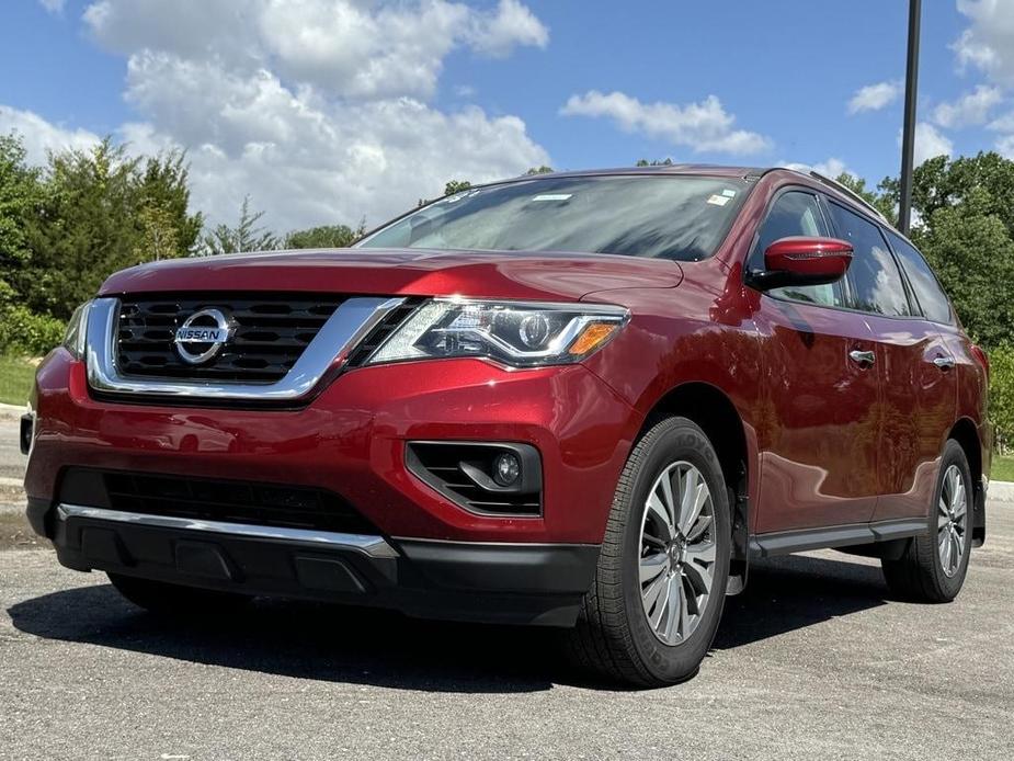 used 2020 Nissan Pathfinder car, priced at $23,003