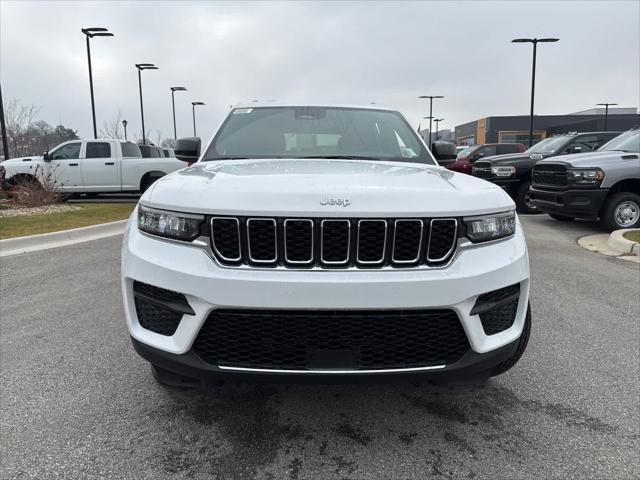 new 2025 Jeep Grand Cherokee car, priced at $34,580