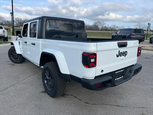 new 2024 Jeep Gladiator car, priced at $43,430