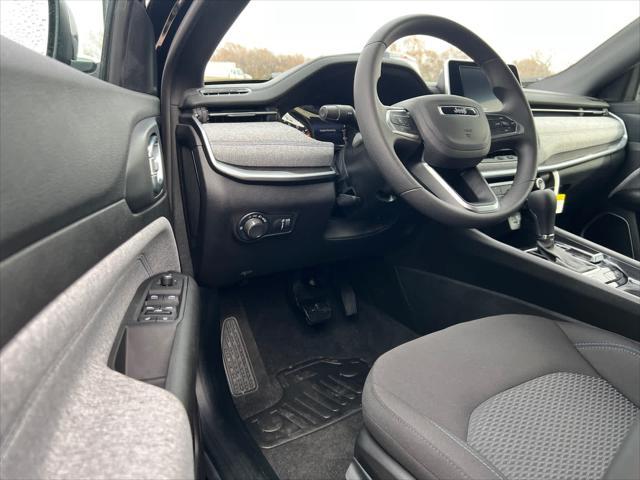 new 2025 Jeep Compass car, priced at $25,090