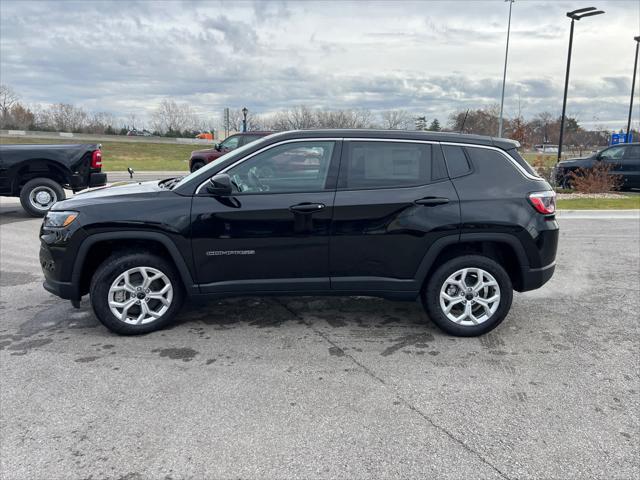 new 2025 Jeep Compass car, priced at $25,090