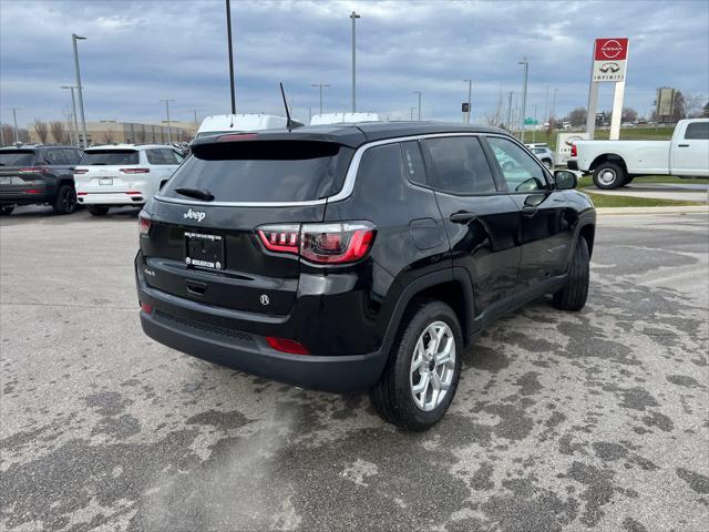 new 2025 Jeep Compass car, priced at $25,090