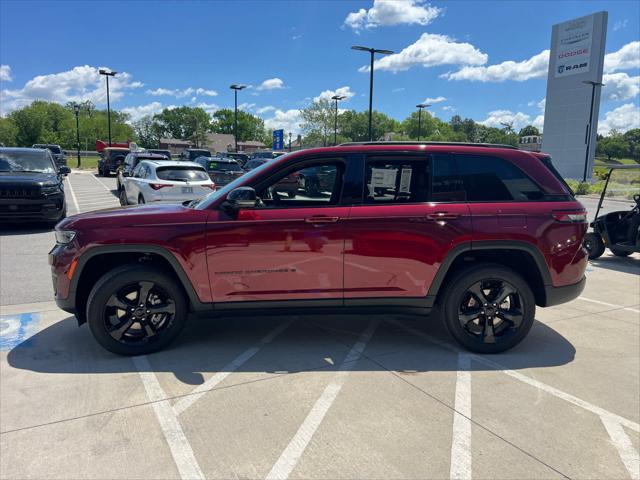 new 2024 Jeep Grand Cherokee car, priced at $39,667