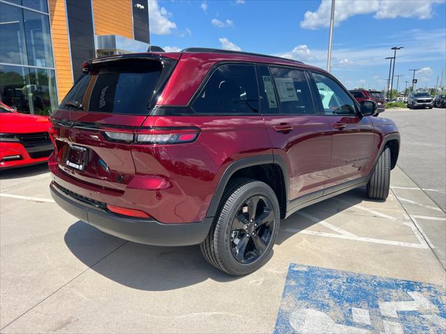 new 2024 Jeep Grand Cherokee car, priced at $39,667