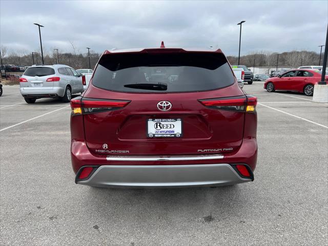 used 2022 Toyota Highlander car, priced at $42,500