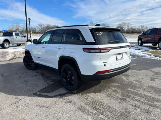 new 2025 Jeep Grand Cherokee car, priced at $45,940