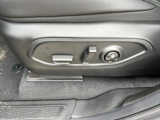 new 2025 Jeep Grand Cherokee car, priced at $42,720