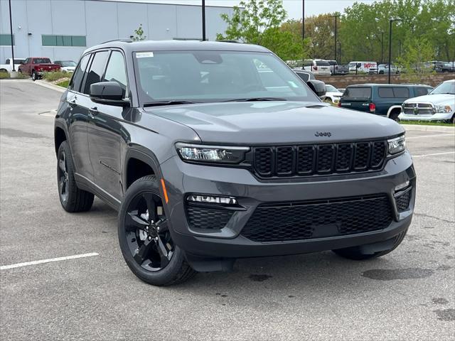 new 2025 Jeep Grand Cherokee car, priced at $42,720