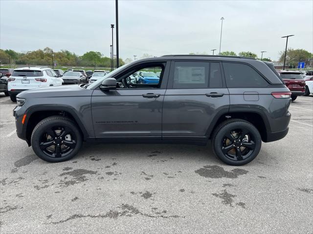 new 2025 Jeep Grand Cherokee car, priced at $42,720