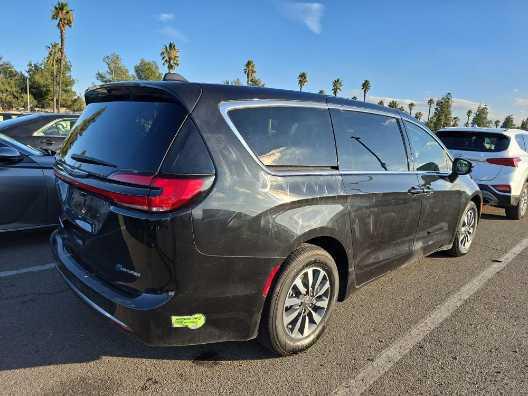 used 2022 Chrysler Pacifica Hybrid car, priced at $29,950