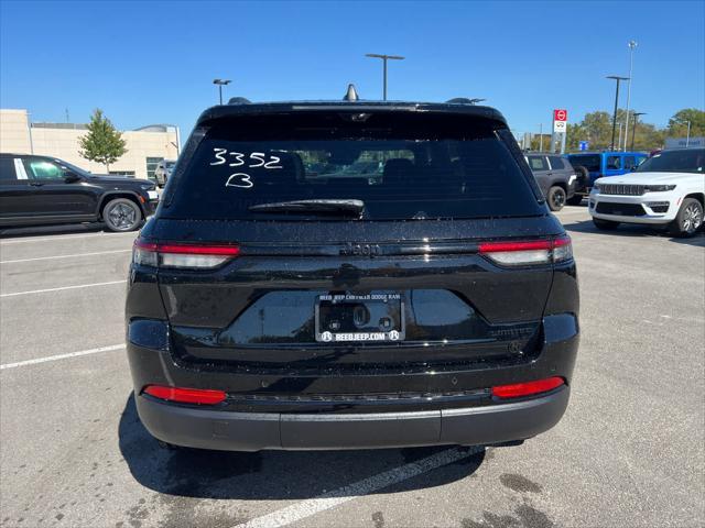 new 2025 Jeep Grand Cherokee car, priced at $50,460