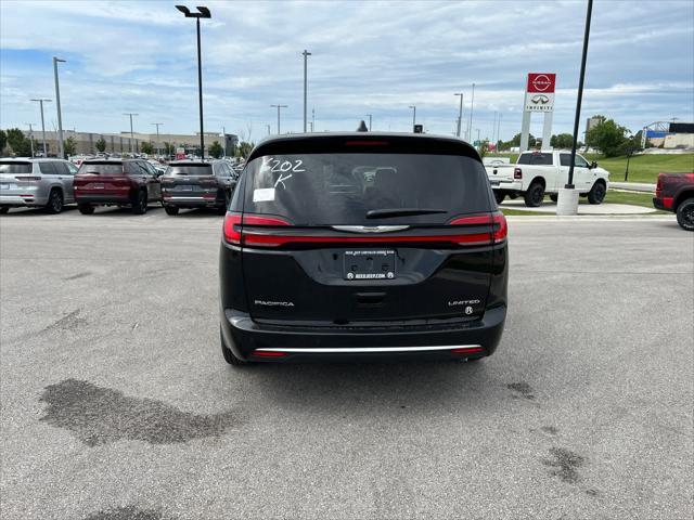 new 2024 Chrysler Pacifica car, priced at $41,720