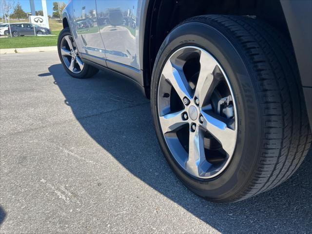 used 2021 Jeep Grand Cherokee L car, priced at $25,500