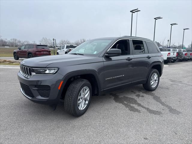 new 2025 Jeep Grand Cherokee car, priced at $35,175