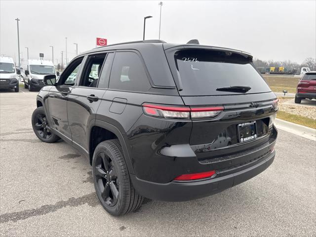 new 2025 Jeep Grand Cherokee car, priced at $49,960