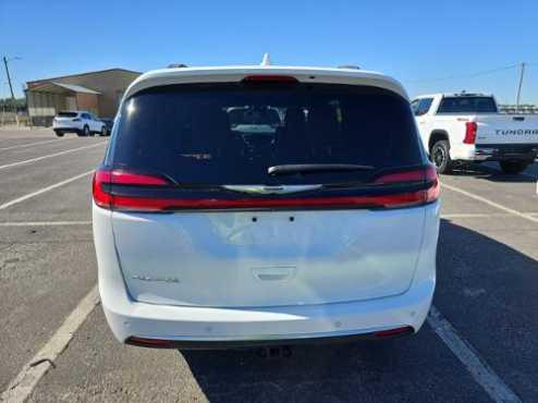 used 2022 Chrysler Pacifica car, priced at $36,987