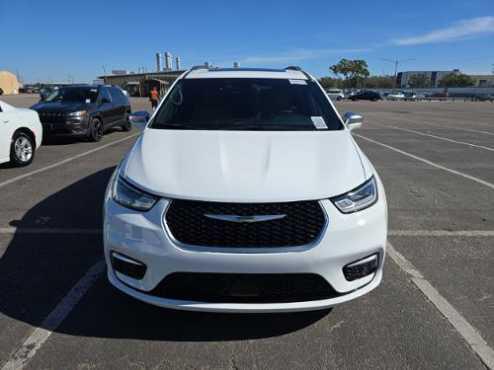 used 2022 Chrysler Pacifica car, priced at $36,987