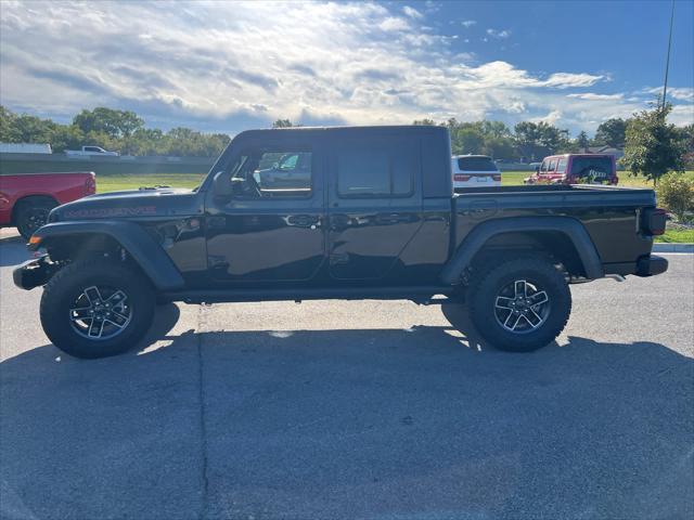 new 2024 Jeep Gladiator car, priced at $51,217