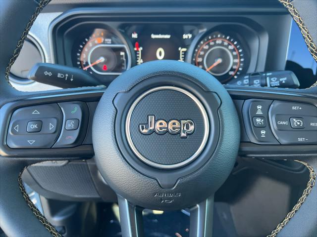 new 2025 Jeep Wrangler car, priced at $40,570