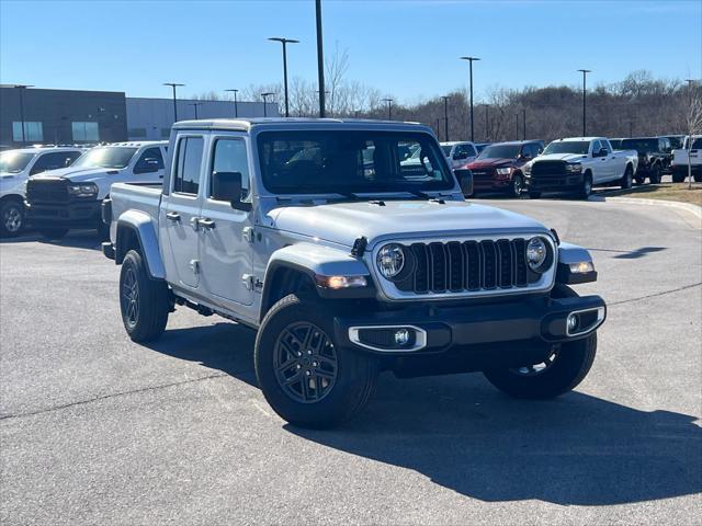 new 2024 Jeep Gladiator car, priced at $38,350