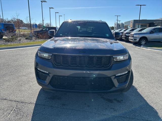 new 2025 Jeep Grand Cherokee car, priced at $47,035