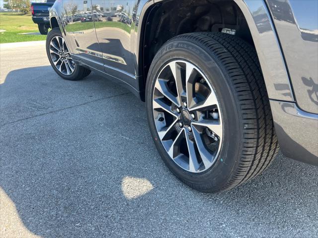 new 2024 Jeep Grand Cherokee car, priced at $53,670