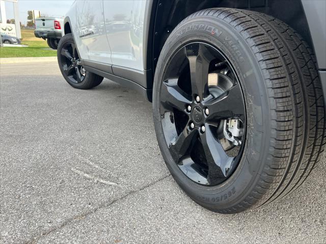 new 2025 Jeep Grand Cherokee car, priced at $49,865