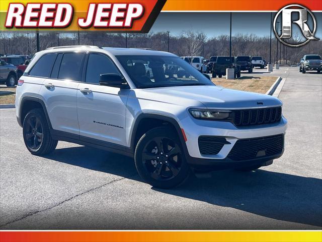 new 2024 Jeep Grand Cherokee car, priced at $43,170